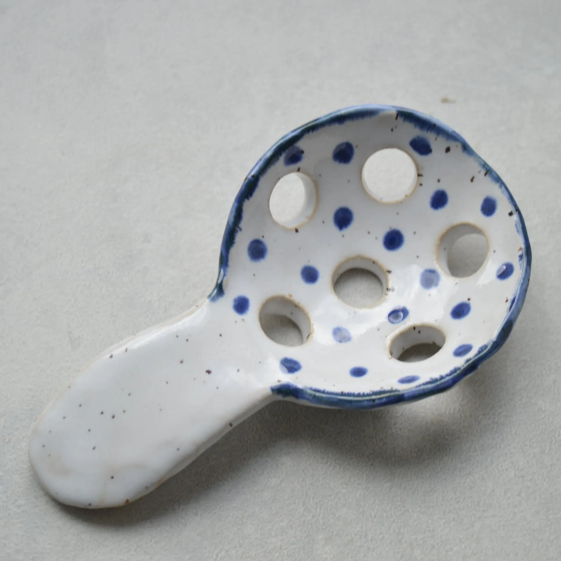 Ceramic scoop Nr. 3