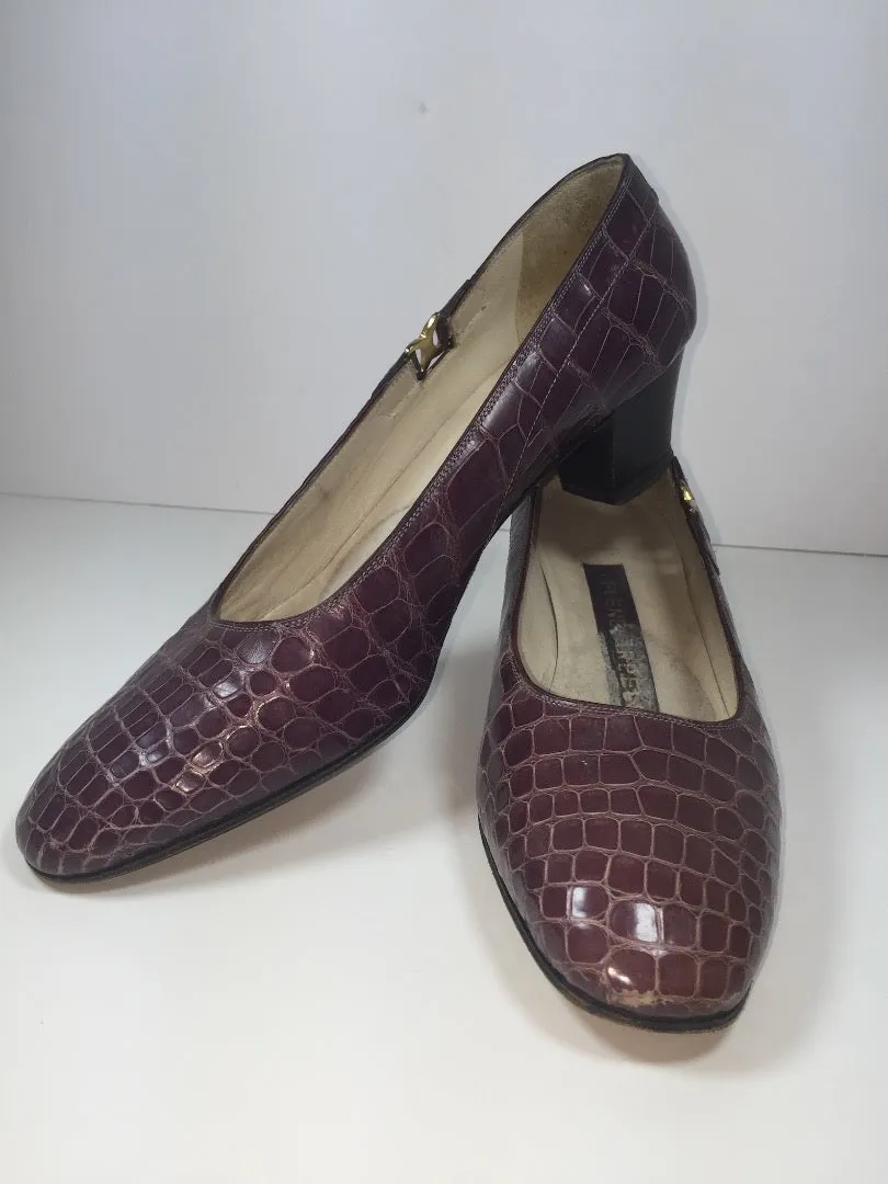 HELEN ARPELS 1960s Purple Croc Shoes with Gold Detail Size 7 1/2