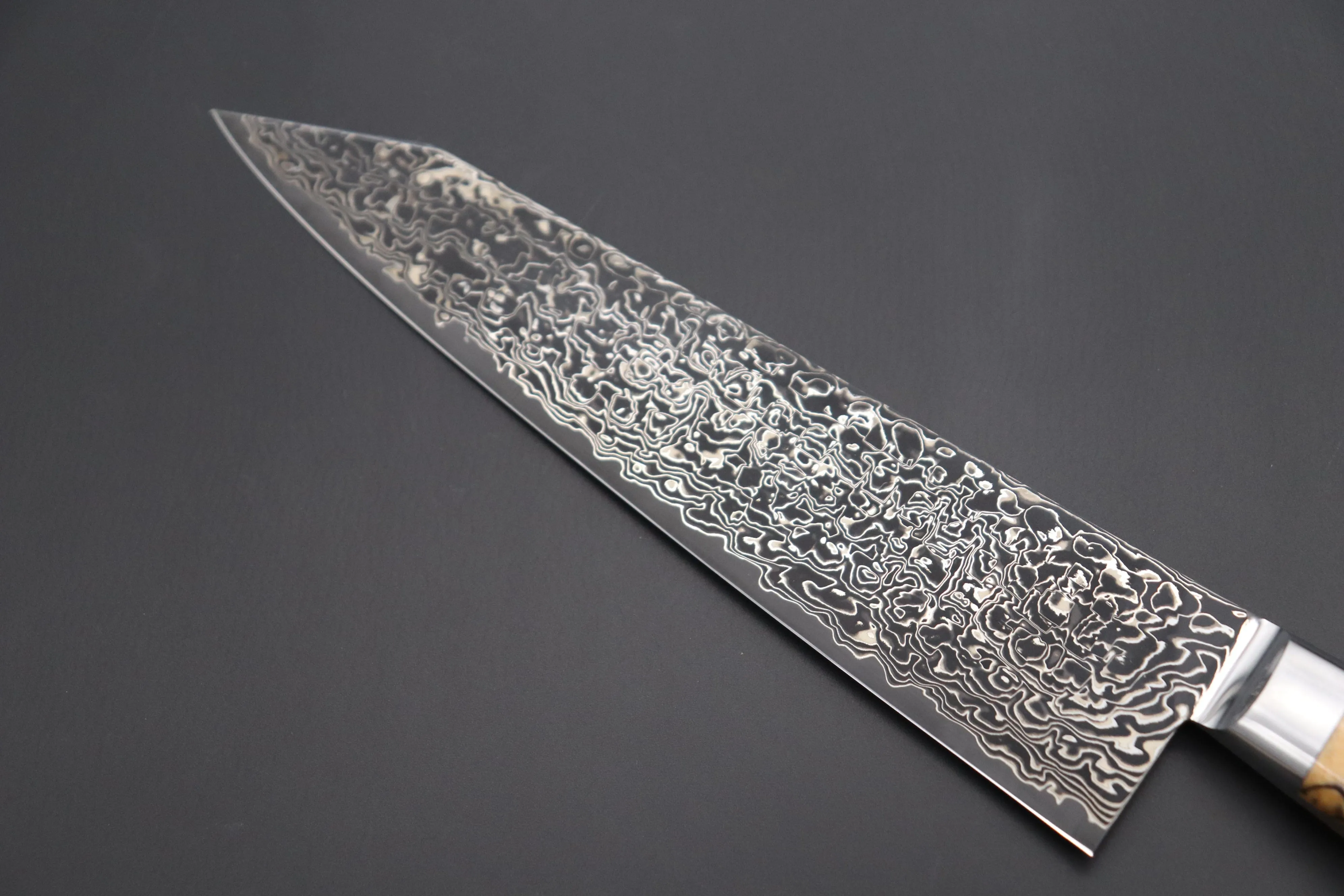 JCK Original Kagayaki Grand Canyon R-2 Black Damascus Series GCYU-16 Kiritsuke Gyuto 200mm (7.8 Inch)