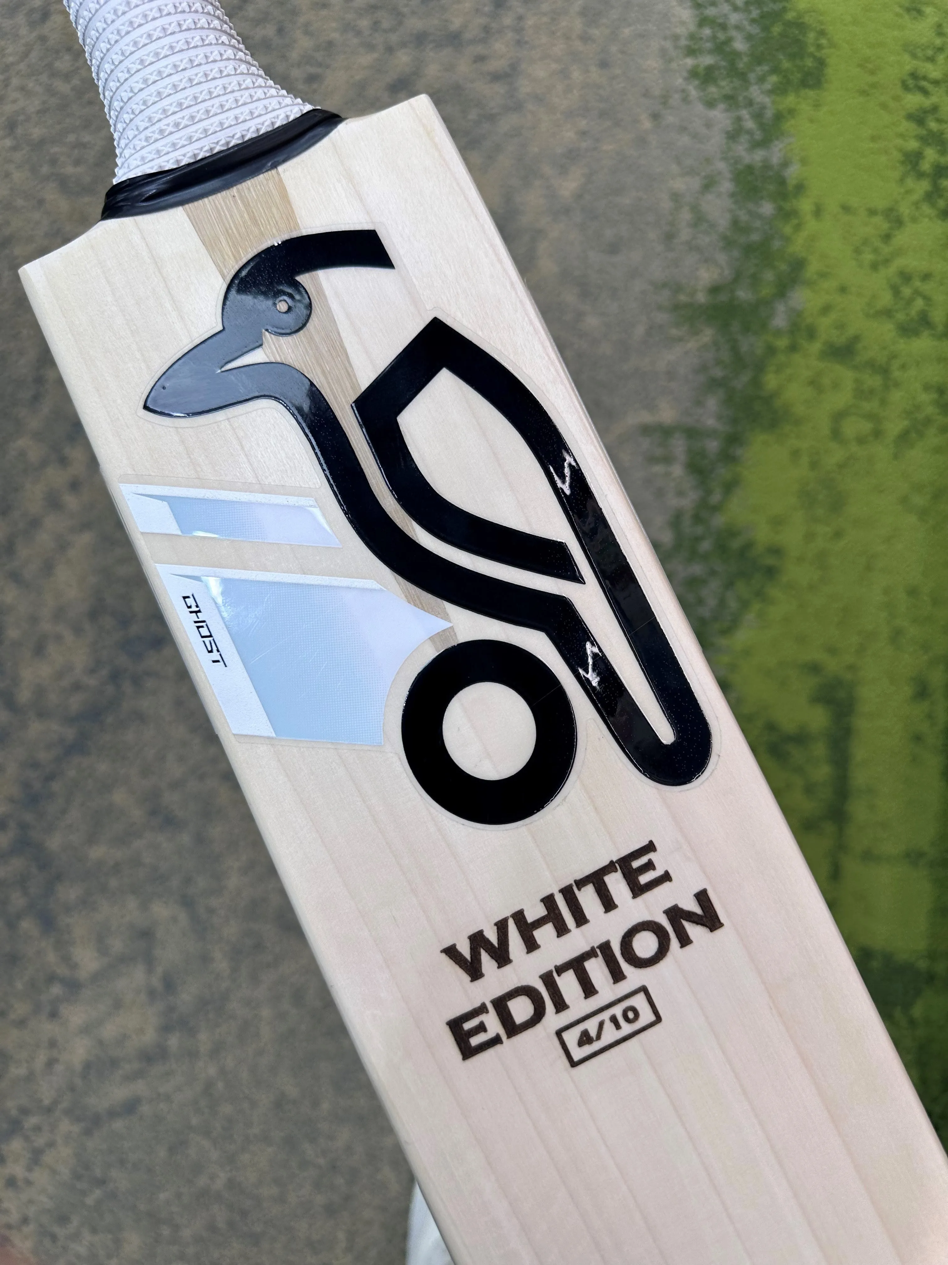 Kookaburra Ghost White Edition Bat