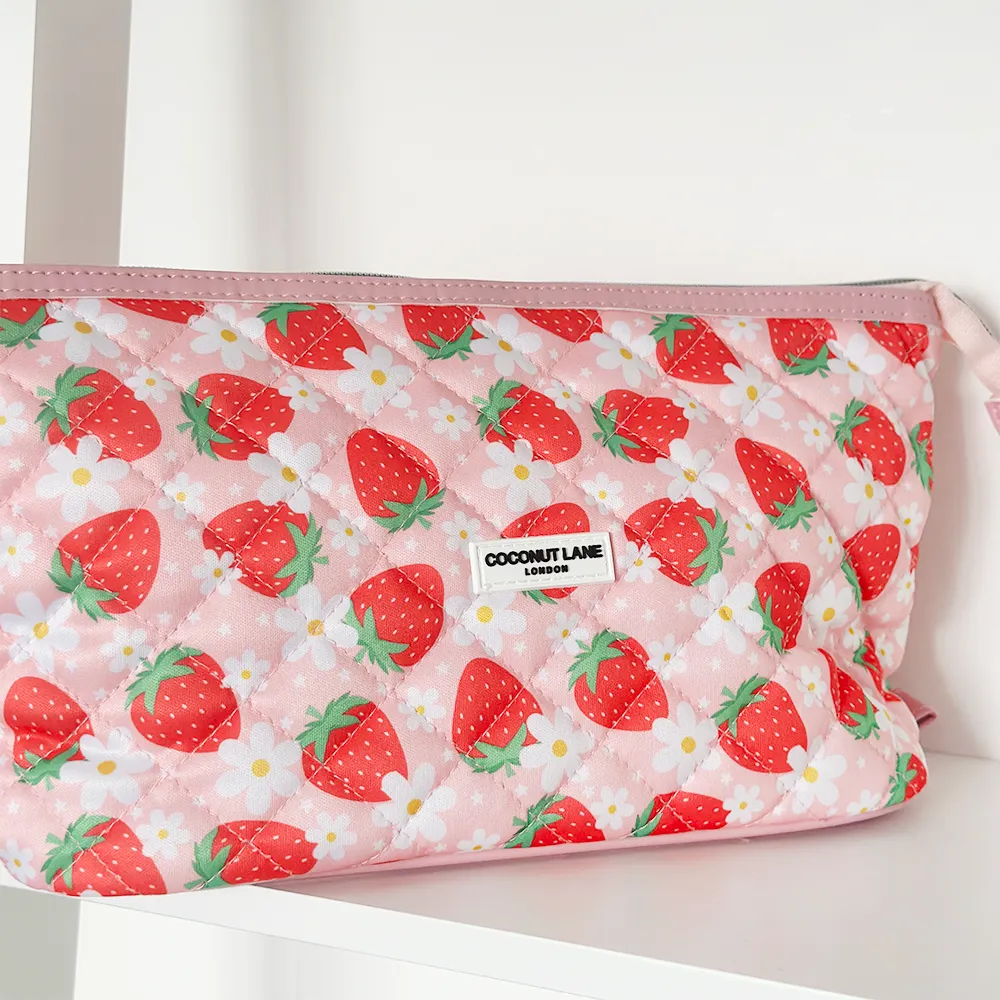 Magic Lifestyle Pouch - Quilted Berry Cute Strawberry