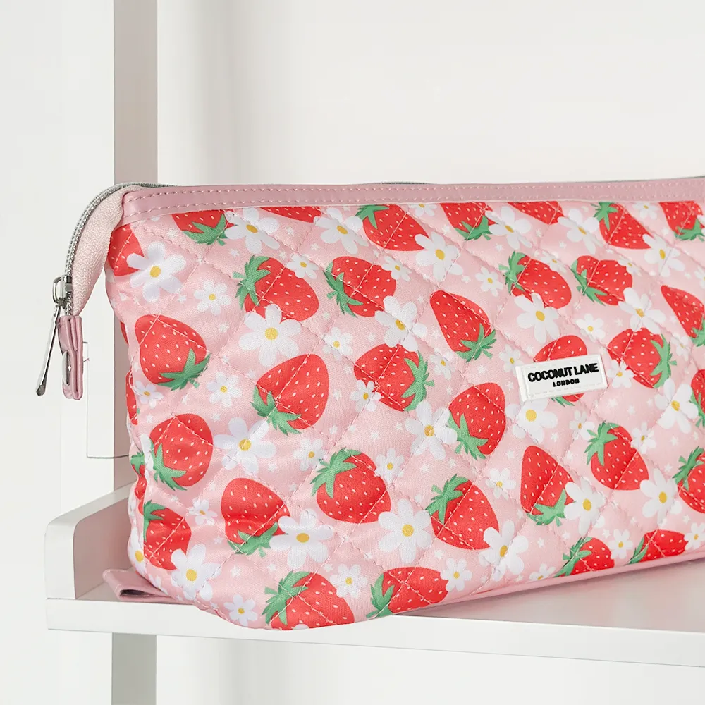 Magic Lifestyle Pouch - Quilted Berry Cute Strawberry