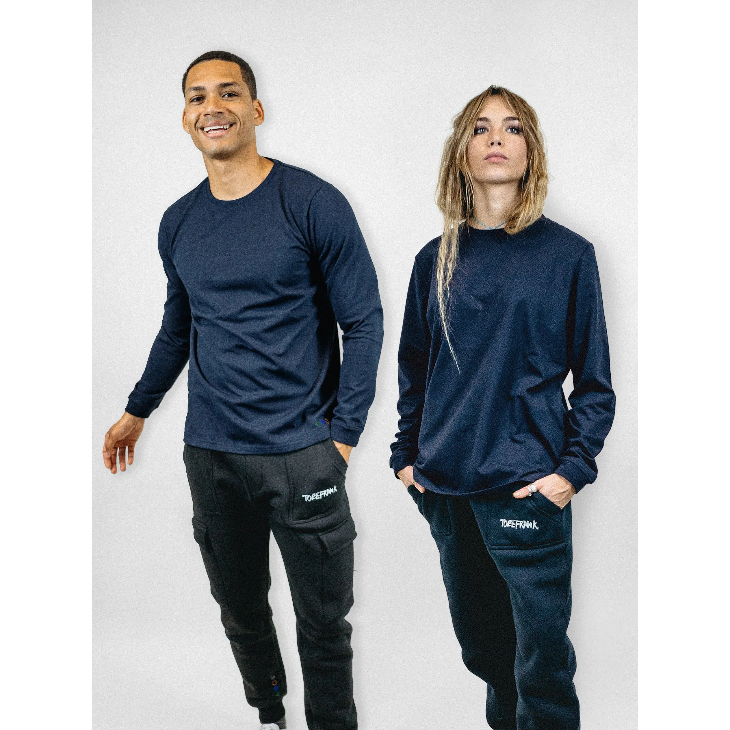 UNISEX SAMMY LONG SLEEVE TEE IN NAVY