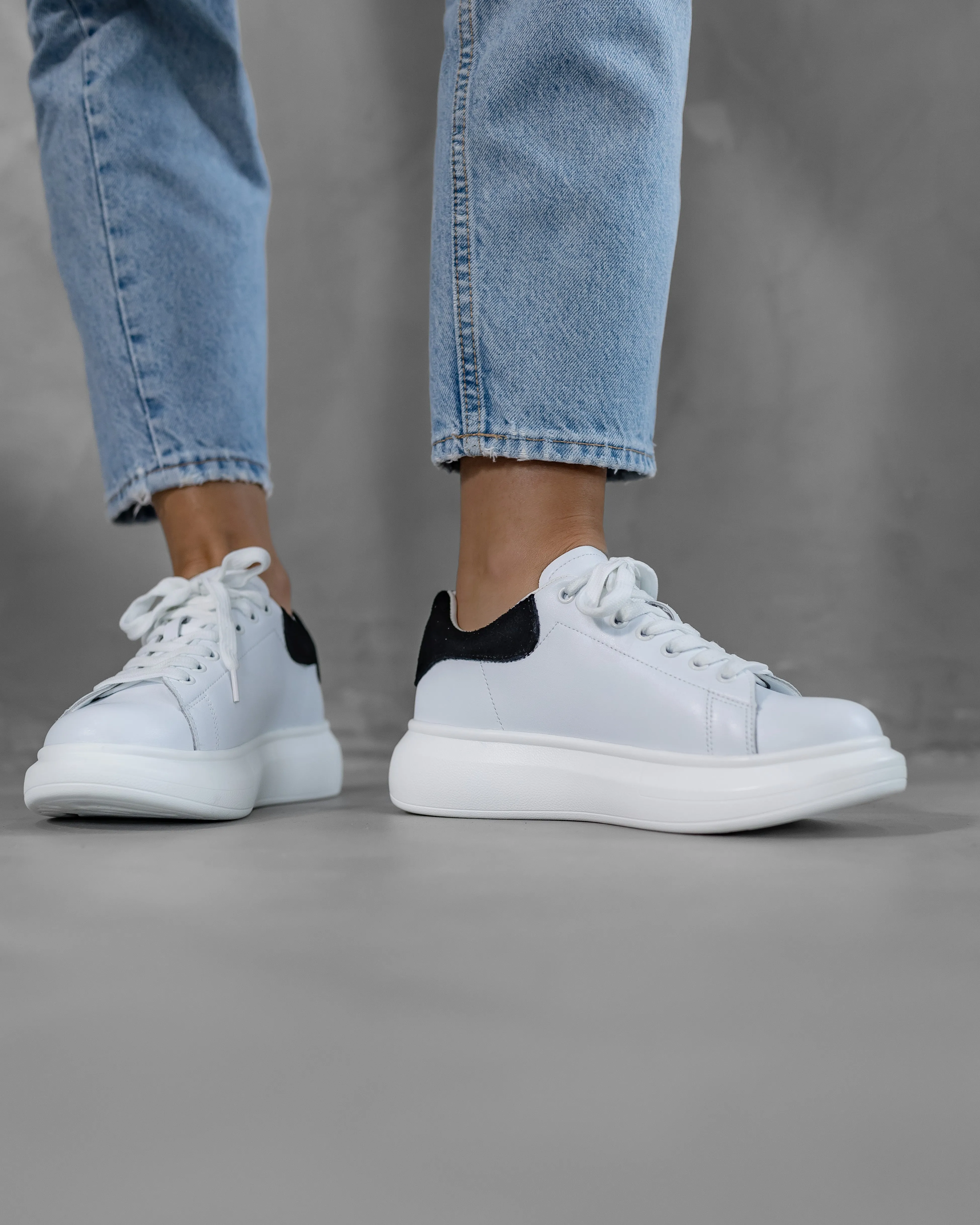 Veronice Sneaker | White